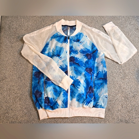 Fabletics Lightweight Print and Mesh Zipper Jacket with Pockets EUC - Picture 1 of 9